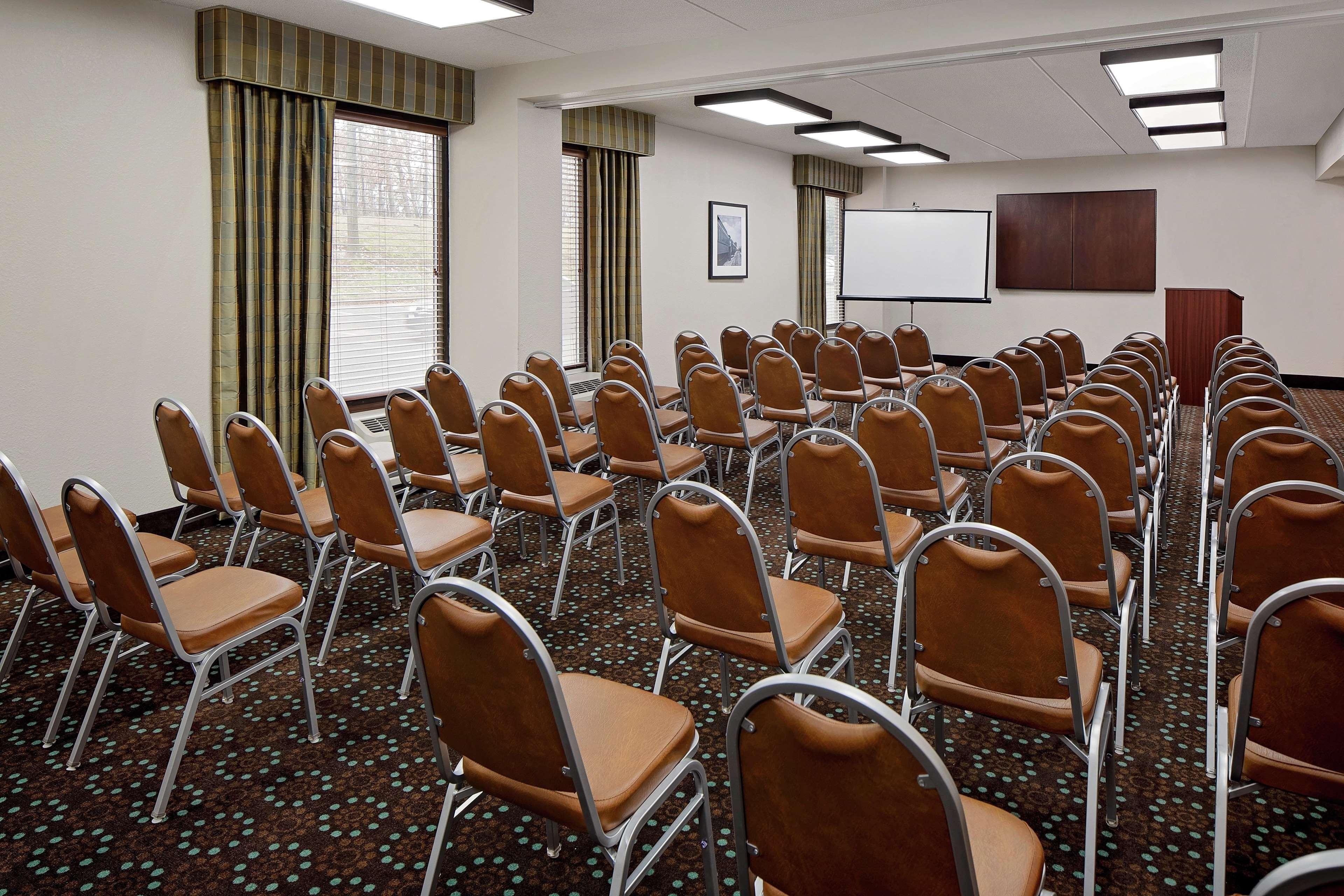Hampton Inn Philadelphia/Уиллоу-Гров Экстерьер фото