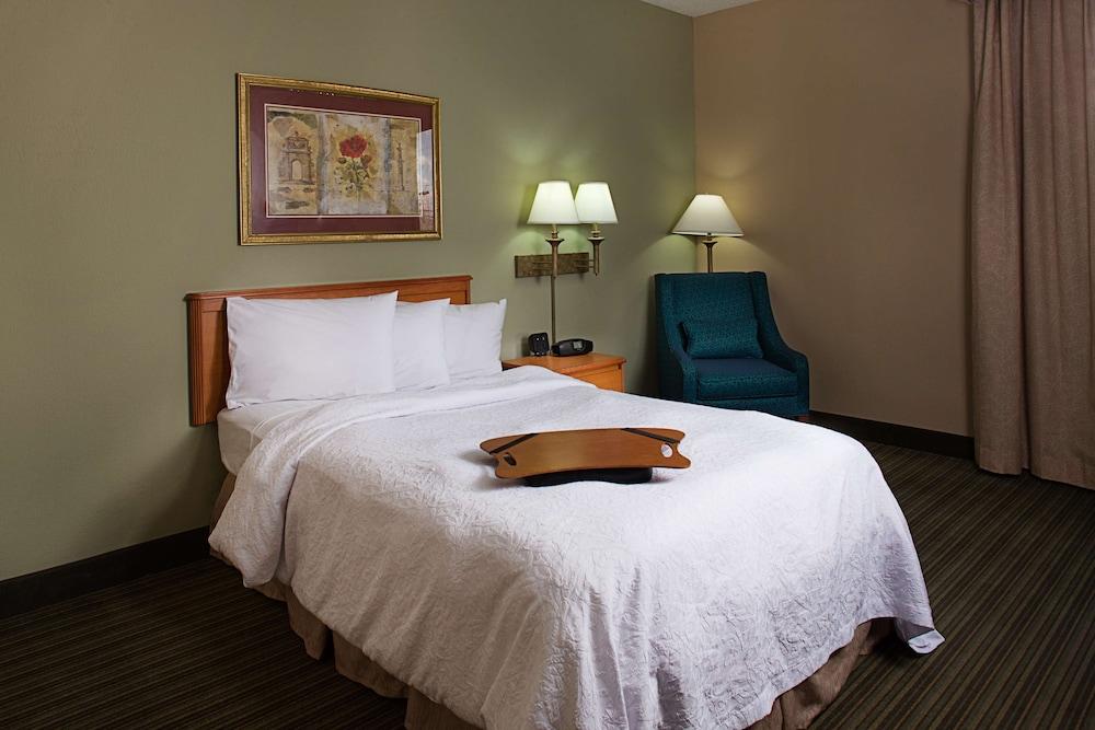 Hampton Inn Philadelphia/Уиллоу-Гров Экстерьер фото